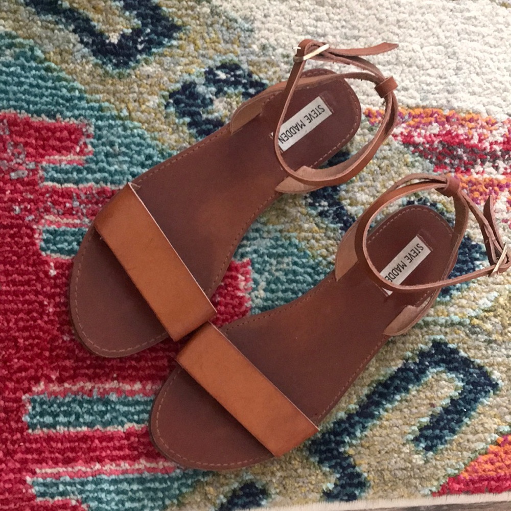 Steve Madden simple sandal